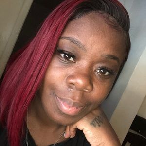 Meet your Posher, Latonia